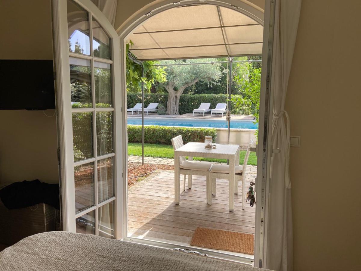 Villa La Begude - Boutique Luxury B&B แซ็ง-ทรอเป ภายนอก รูปภาพ