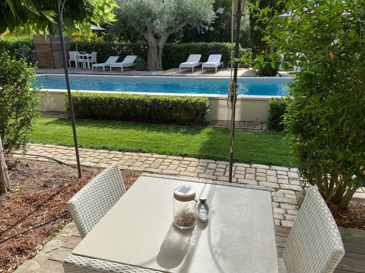 Villa La Begude - Boutique Luxury B&B แซ็ง-ทรอเป ภายนอก รูปภาพ