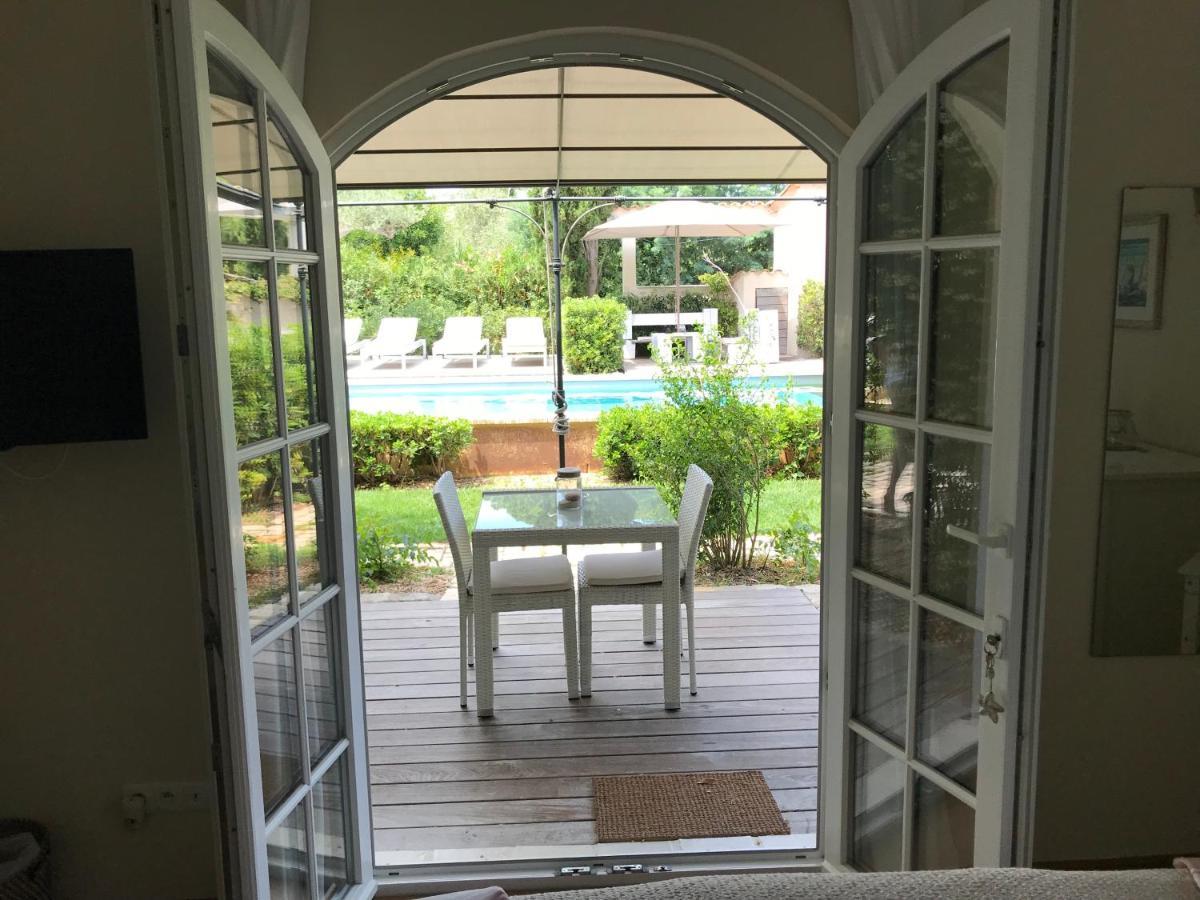 Villa La Begude - Boutique Luxury B&B แซ็ง-ทรอเป ภายนอก รูปภาพ