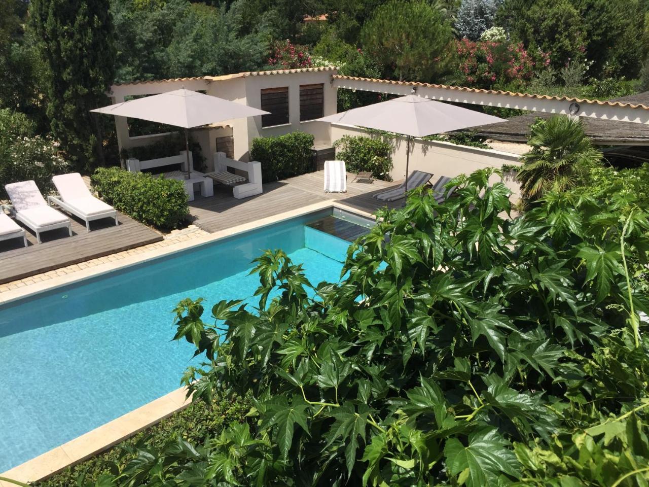Villa La Begude - Boutique Luxury B&B แซ็ง-ทรอเป ภายนอก รูปภาพ